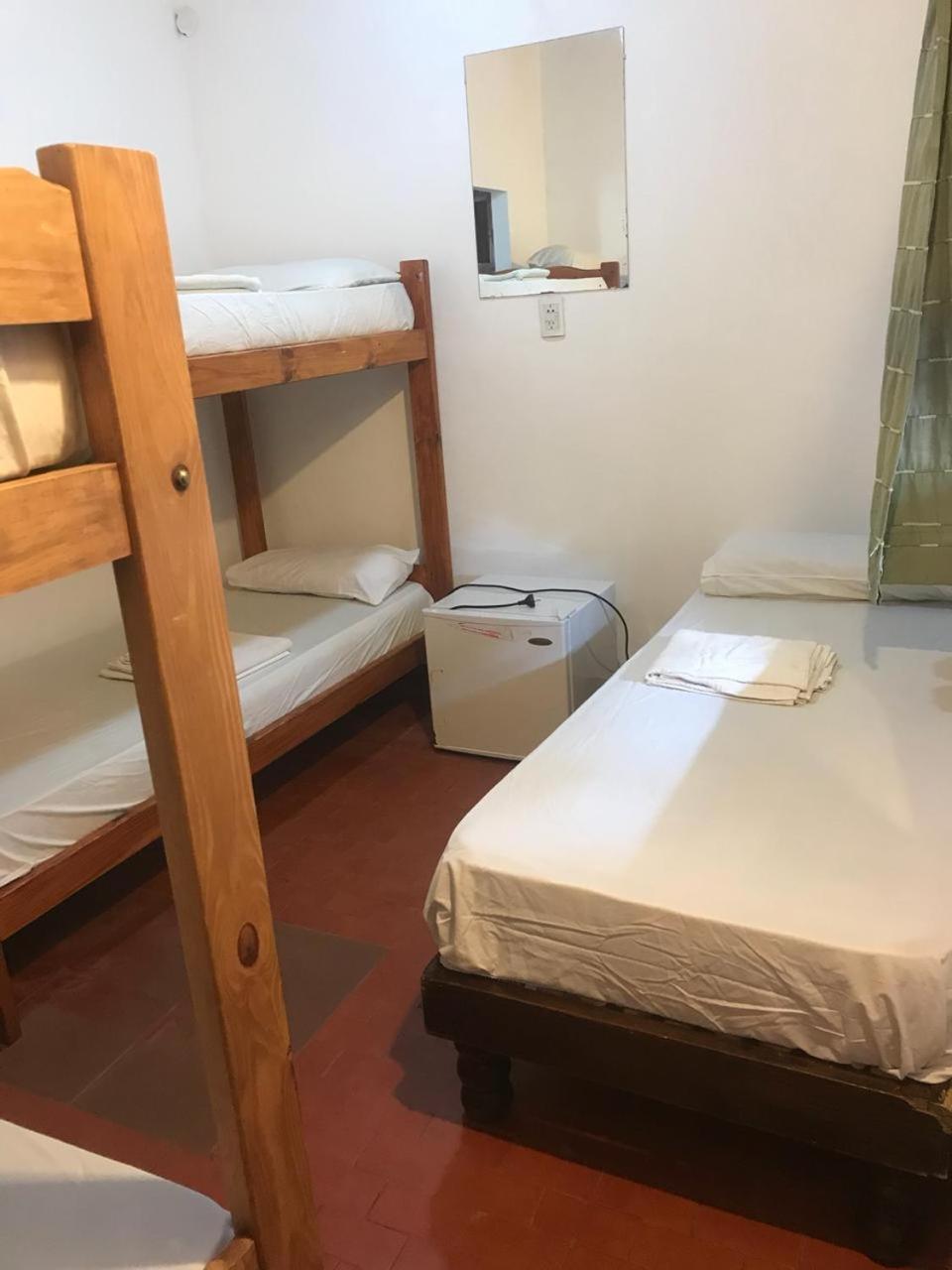Hostel El Galeonビージャ・ヘセル エクステリア 写真
